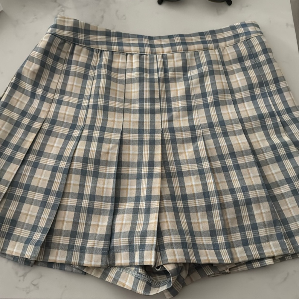 Plaid Pleated Skort in Blue and Light Yellow